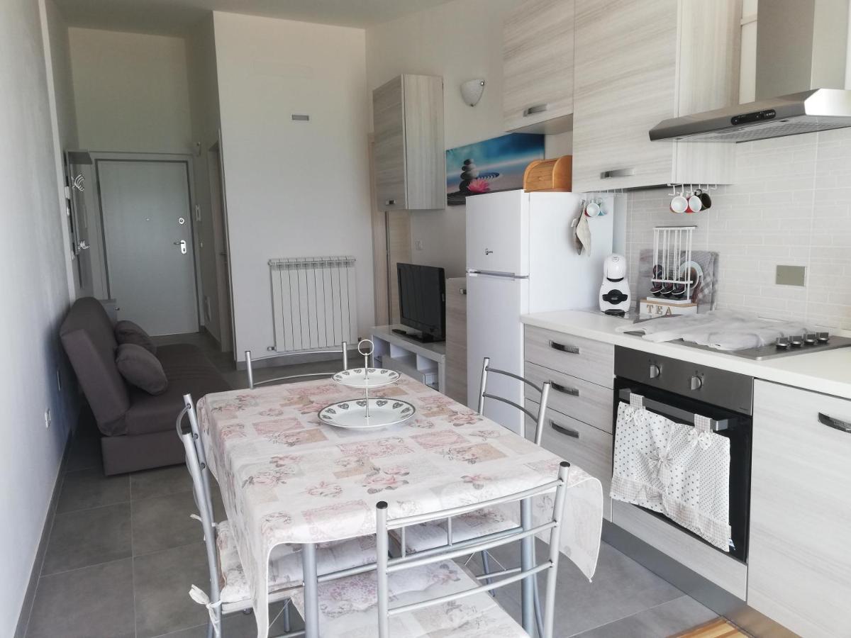 Attico Fronte Mare Apartment Martinsicuro Ngoại thất bức ảnh